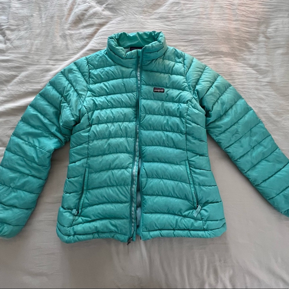 Patagonia Girls XXL Teal Puffer Jacket